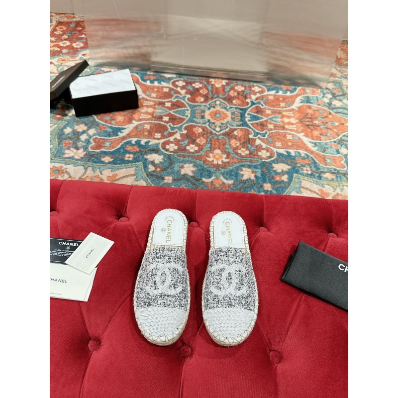 Ch*el slippers